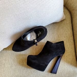 GIUSEPPE ZANOTTI EUR 37 platform ankle boot